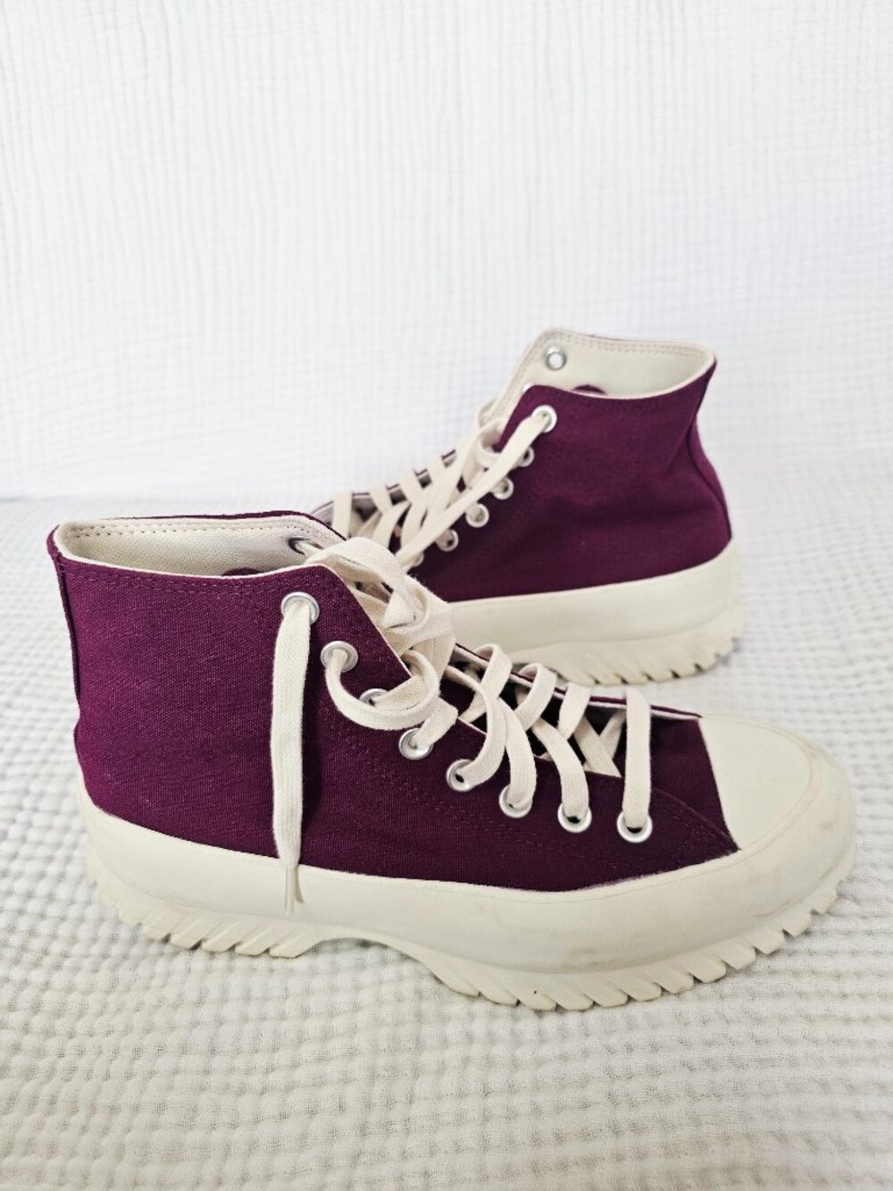 Converse Chuck Taylor All Star Lugged 2.0 Hi Top Plum Berry 8.5 Women, 6.5 Men - Picture 6 of 9